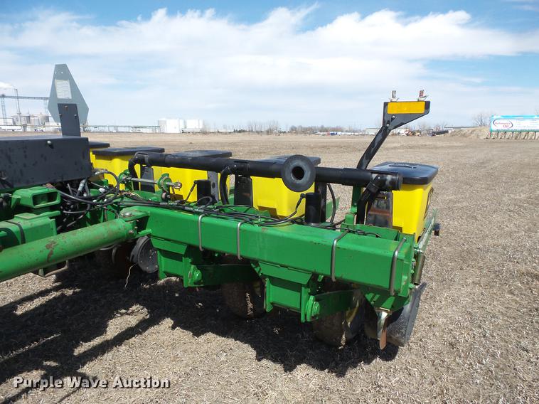image for item DW9661 John Deere 1770 Max Emerge Plus conservation planter