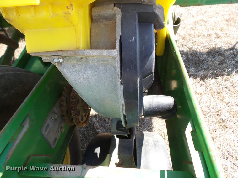 image for item DW9661 John Deere 1770 Max Emerge Plus conservation planter