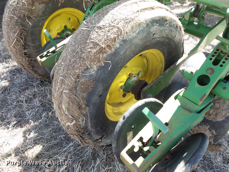 image for item DW9661 John Deere 1770 Max Emerge Plus conservation planter