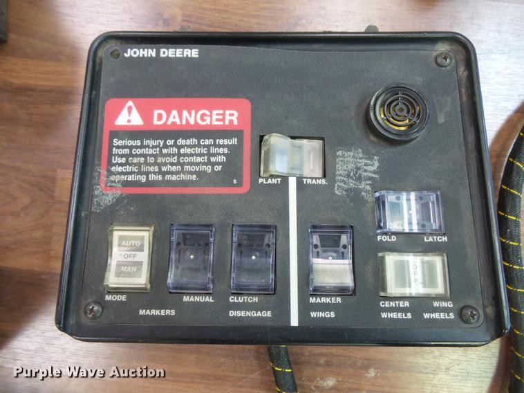 image for item DW9661 John Deere 1770 Max Emerge Plus conservation planter