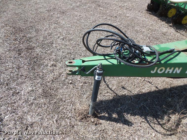 image for item DW9704 John Deere 7200 Max Emerge 2 planter