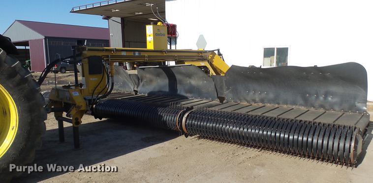 image for item DX9081 2008 Oxbo Avalanche 310 hay merger