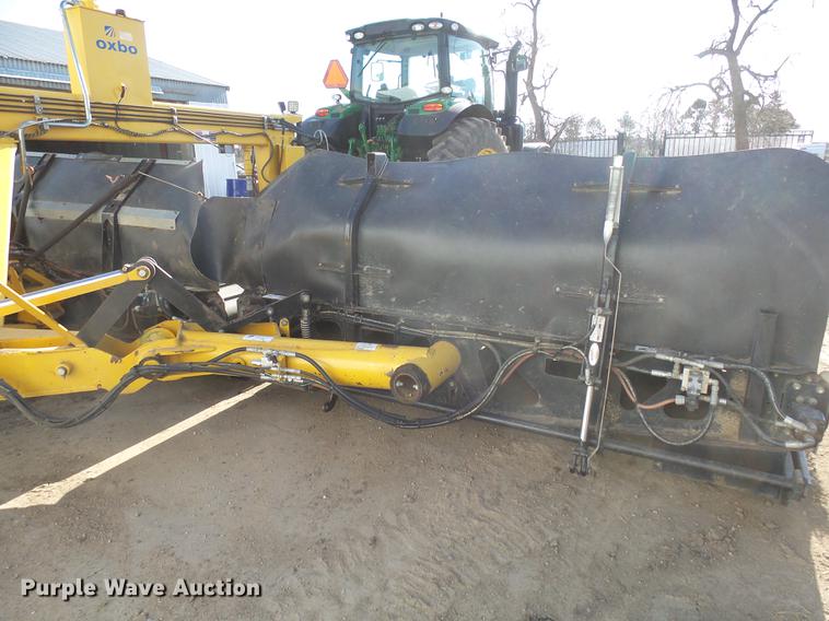 image for item DX9081 2008 Oxbo Avalanche 310 hay merger