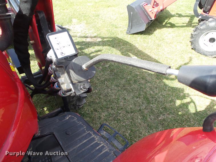 image for item DZ9315 2015 Mahindra MPOWER75 MFWD tractor