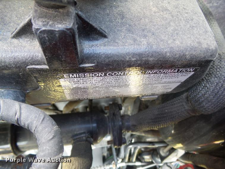 image for item DZ9315 2015 Mahindra MPOWER75 MFWD tractor