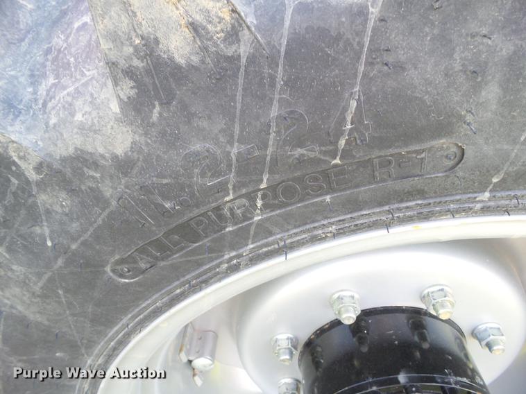 image for item DZ9315 2015 Mahindra MPOWER75 MFWD tractor