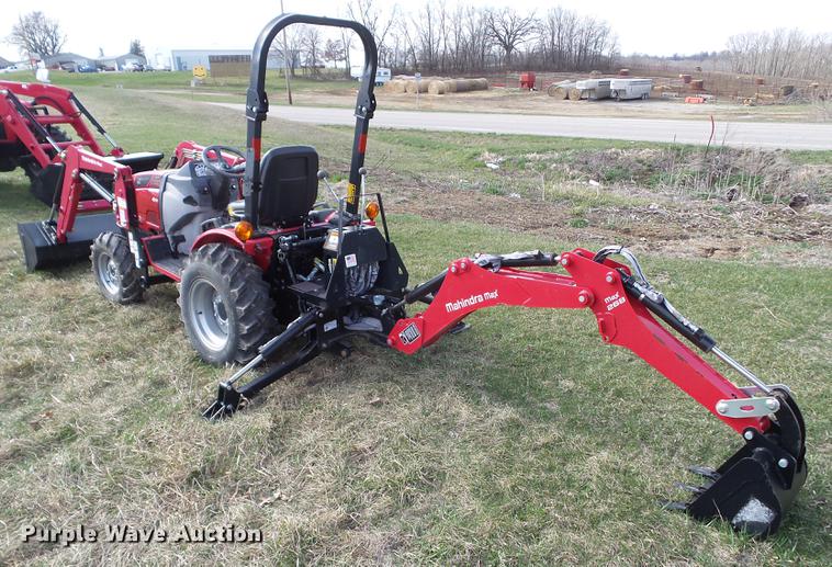 image for item DZ9316 2015 Mahindra MAX26XLHST MFWD tractor