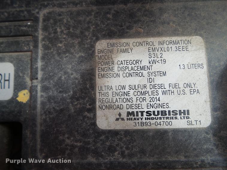 image for item DZ9316 2015 Mahindra MAX26XLHST MFWD tractor