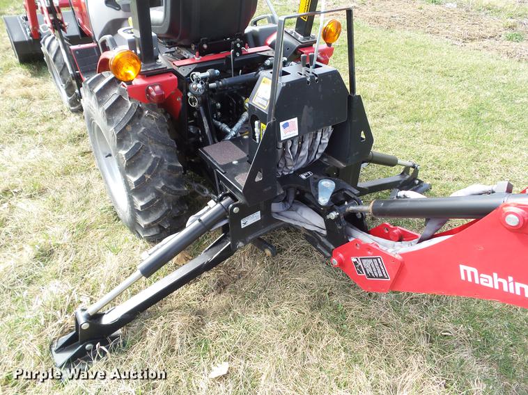 image for item DZ9316 2015 Mahindra MAX26XLHST MFWD tractor