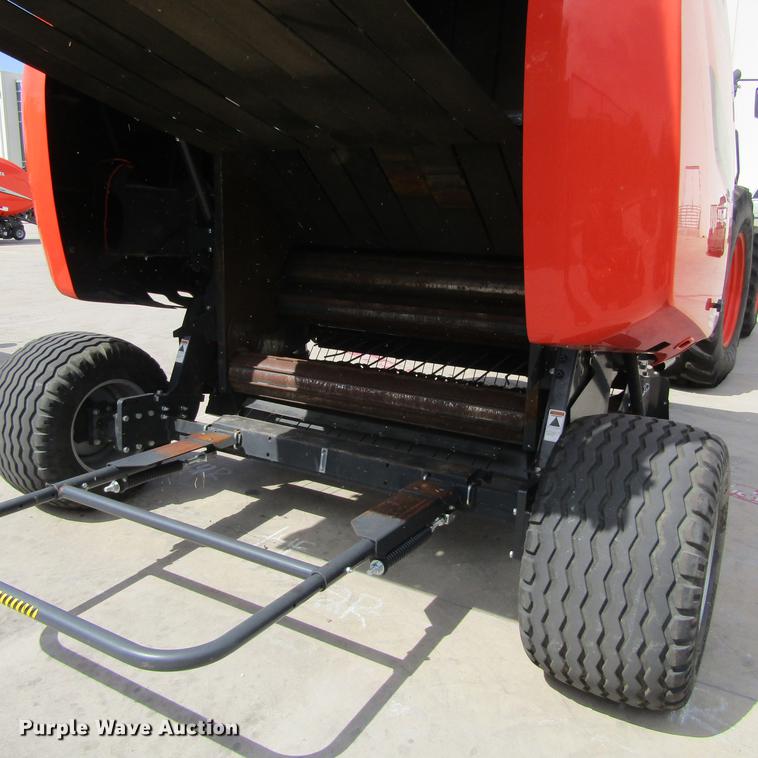 image for item EB9537 2017 Kubota BV4580 round baler
