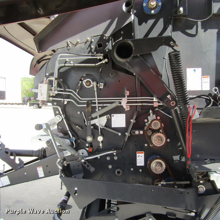 image for item EB9537 2017 Kubota BV4580 round baler