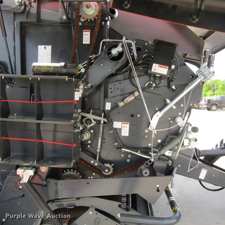 image for item EB9537 2017 Kubota BV4580 round baler