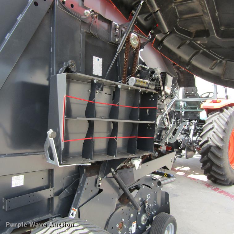 image for item EB9537 2017 Kubota BV4580 round baler