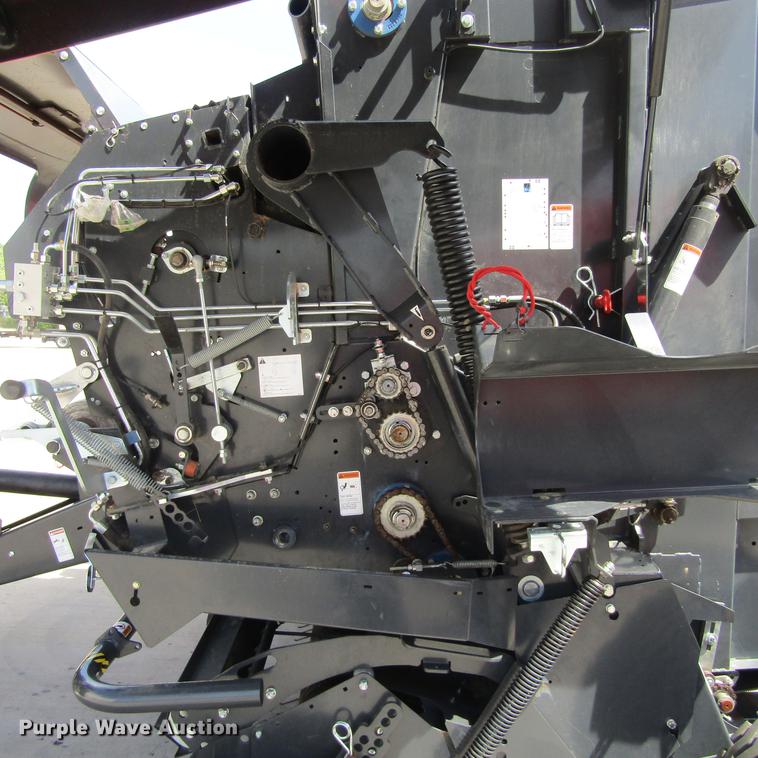 image for item EB9538 2017 Kubota BV4580 round baler