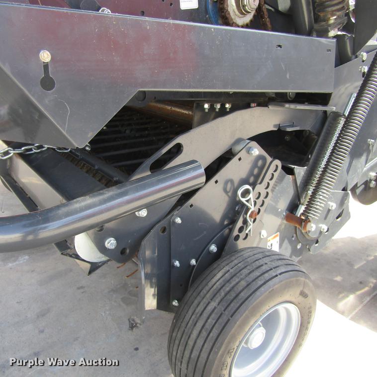 image for item EB9538 2017 Kubota BV4580 round baler