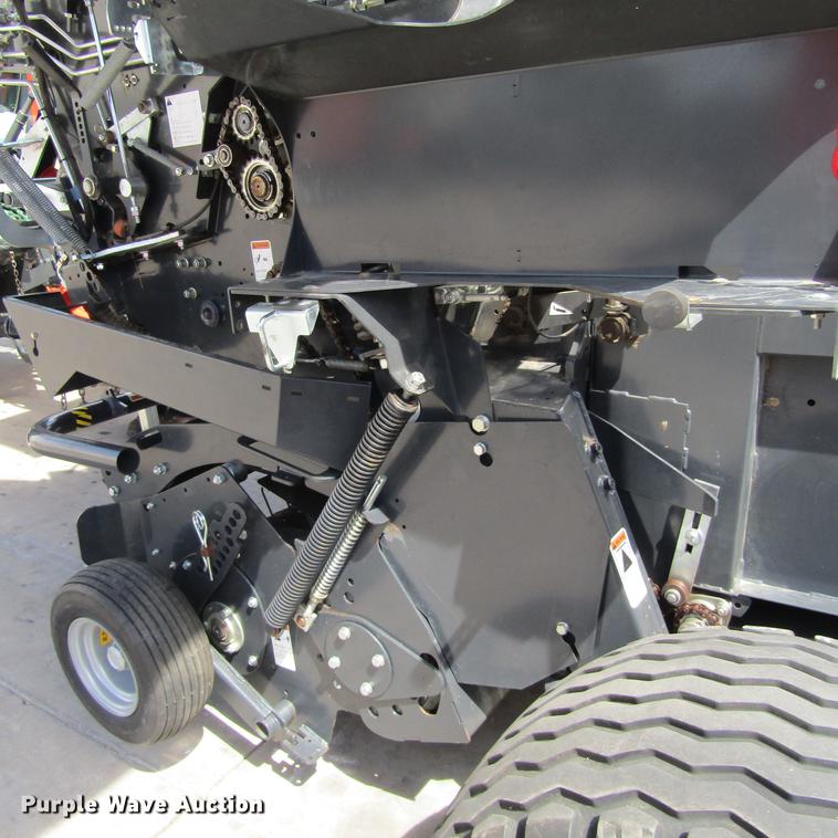 image for item EB9538 2017 Kubota BV4580 round baler