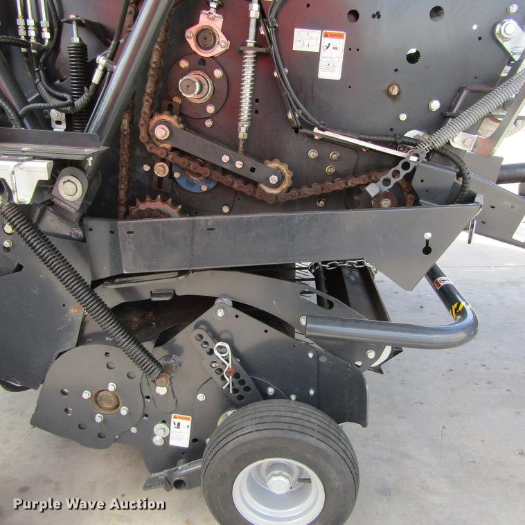 image for item EB9538 2017 Kubota BV4580 round baler