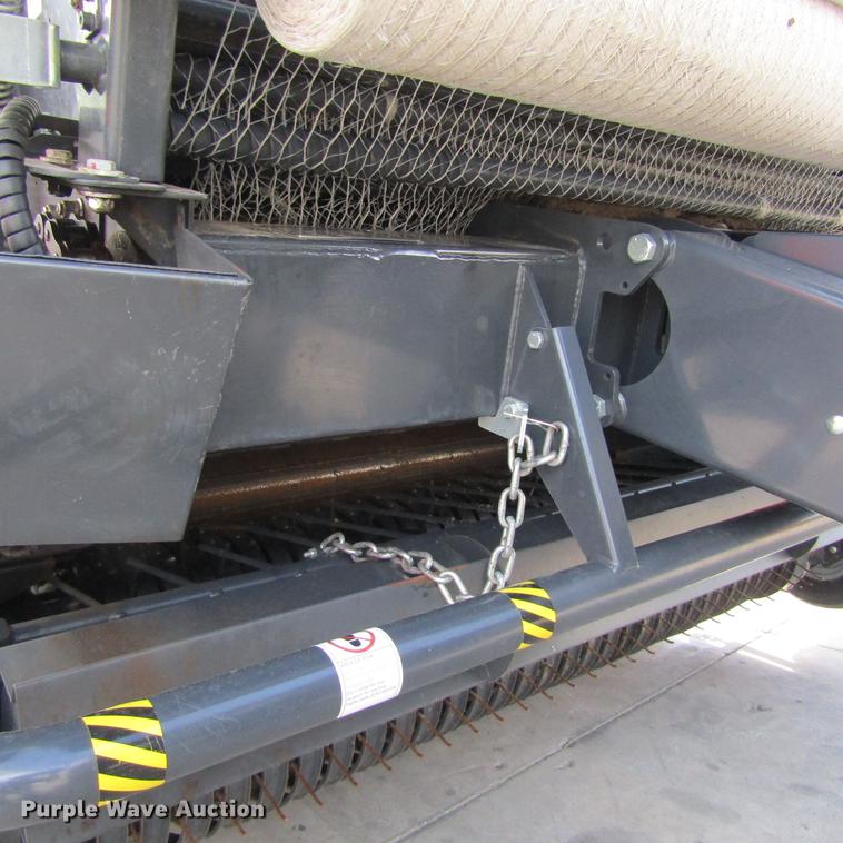 image for item EB9538 2017 Kubota BV4580 round baler