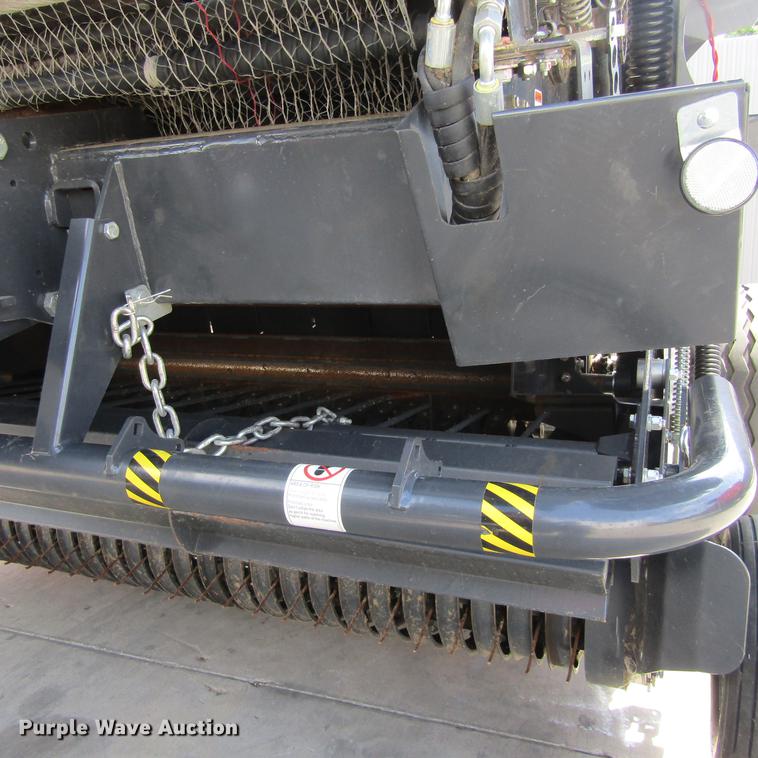 image for item EB9538 2017 Kubota BV4580 round baler