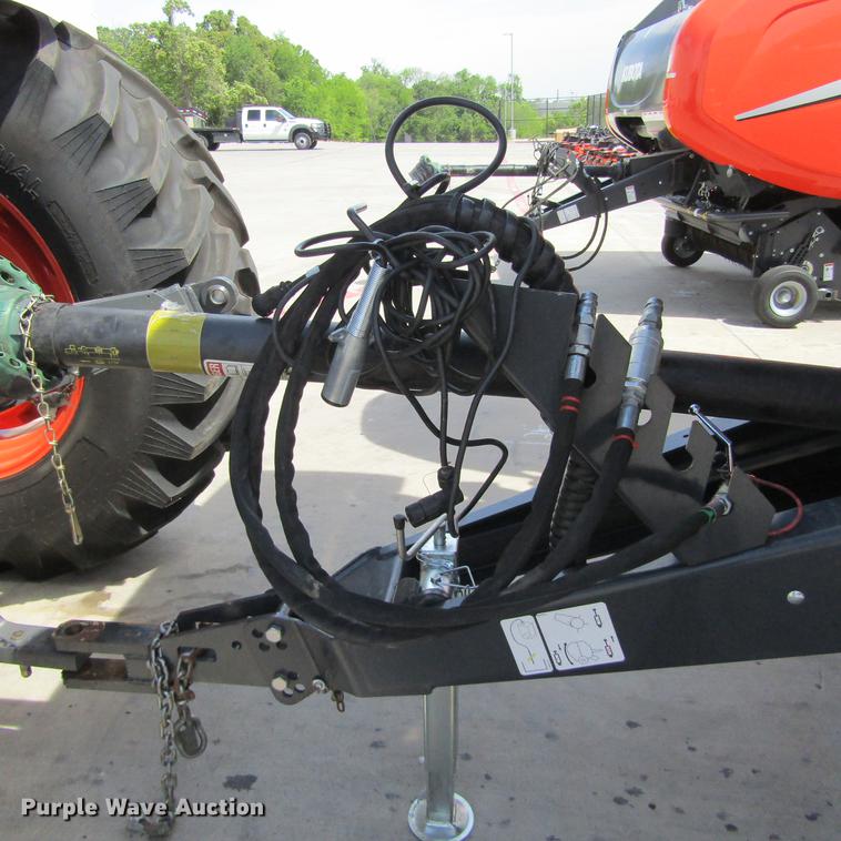 image for item EB9538 2017 Kubota BV4580 round baler