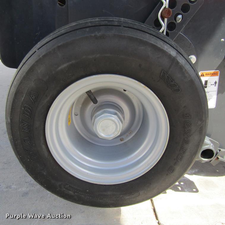 image for item EB9538 2017 Kubota BV4580 round baler