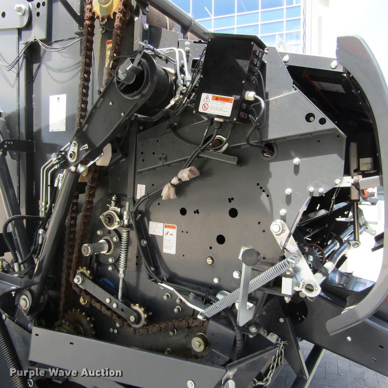 image for item EB9539 2017 Kubota BV4580 round baler