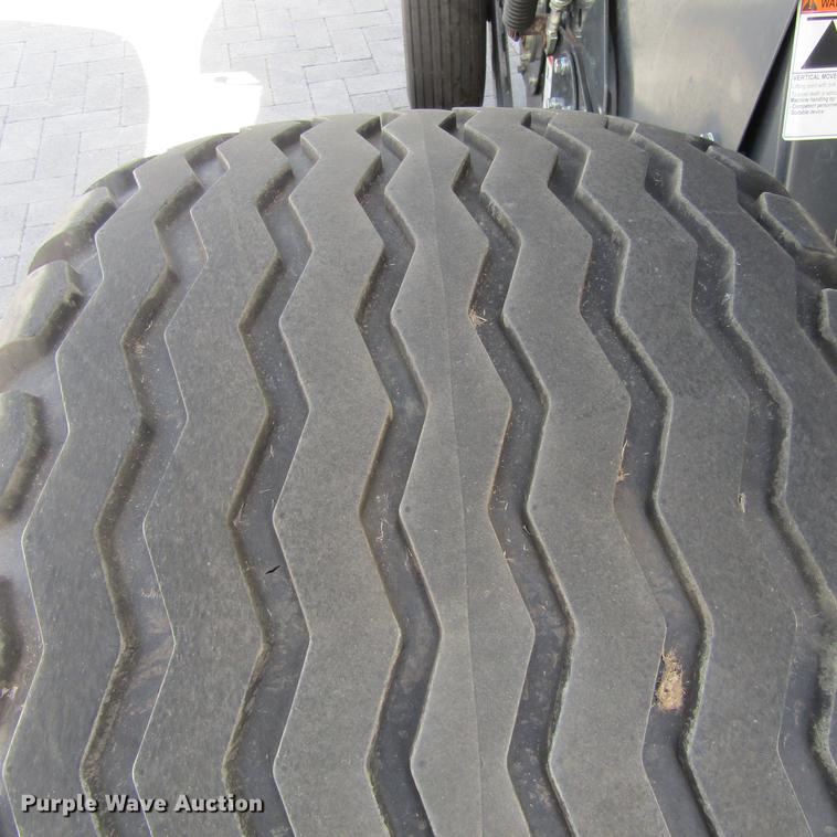 image for item EB9539 2017 Kubota BV4580 round baler