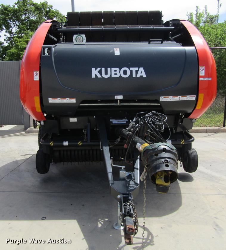 image for item EB9540 2017 Kubota BV4580 round baler