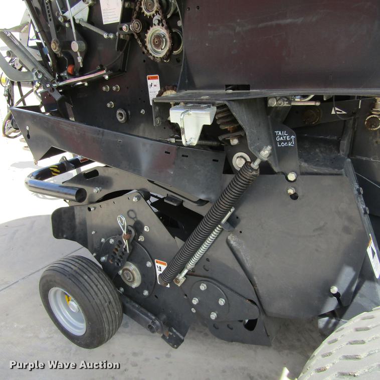 image for item EB9540 2017 Kubota BV4580 round baler