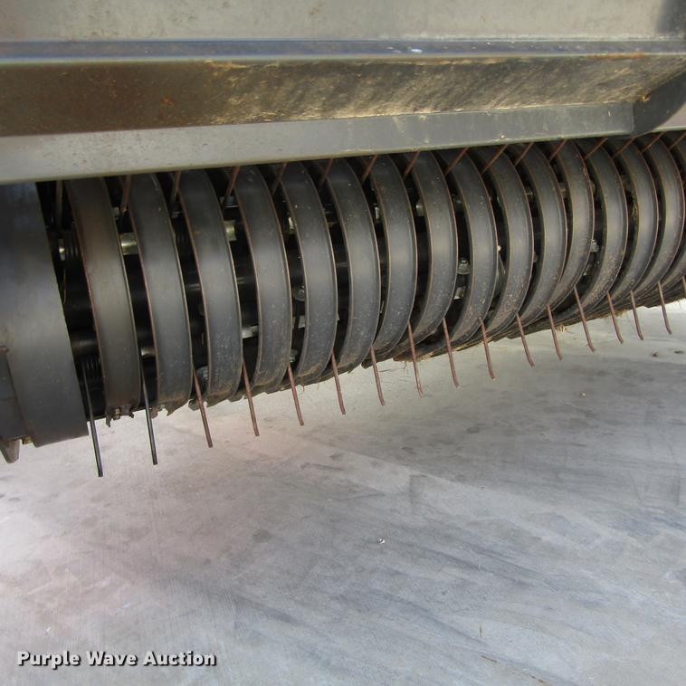 image for item EB9540 2017 Kubota BV4580 round baler