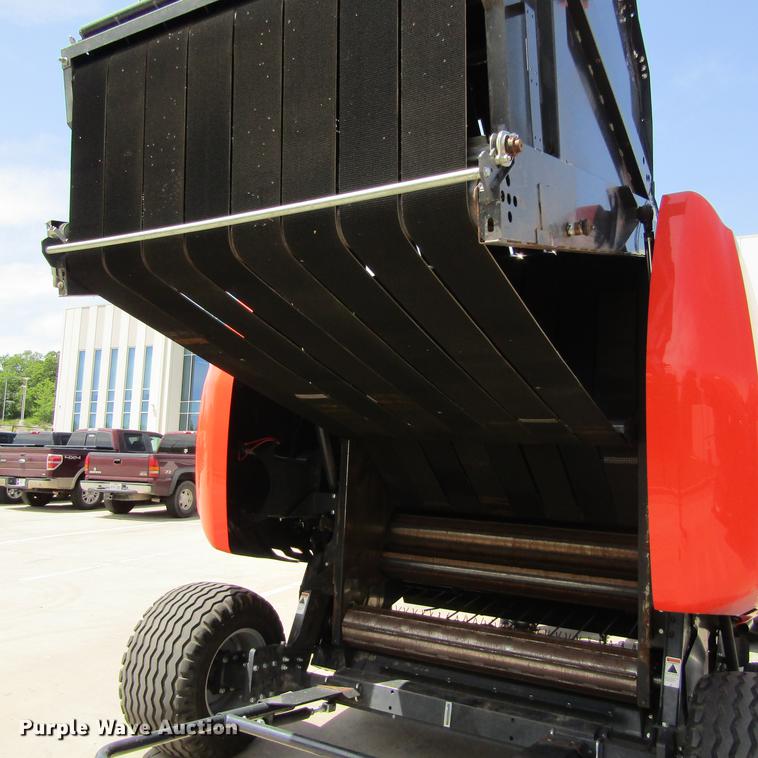 image for item EB9541 2017 Kubota BV4580 round baler