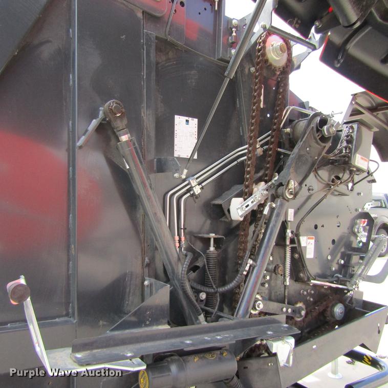 image for item EB9541 2017 Kubota BV4580 round baler