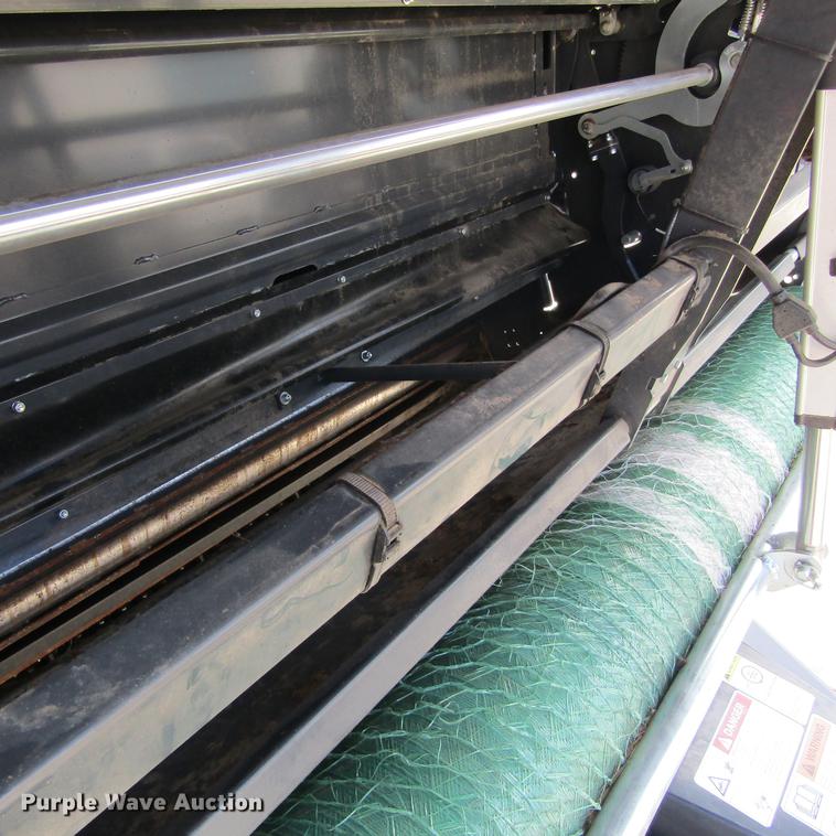 image for item EB9541 2017 Kubota BV4580 round baler