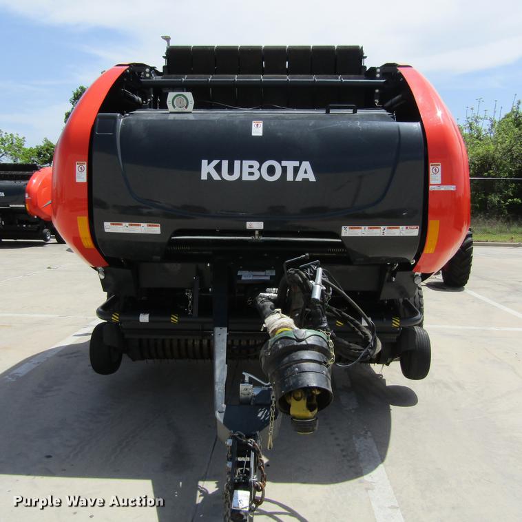 image for item EB9542 2017 Kubota BV4580 round baler