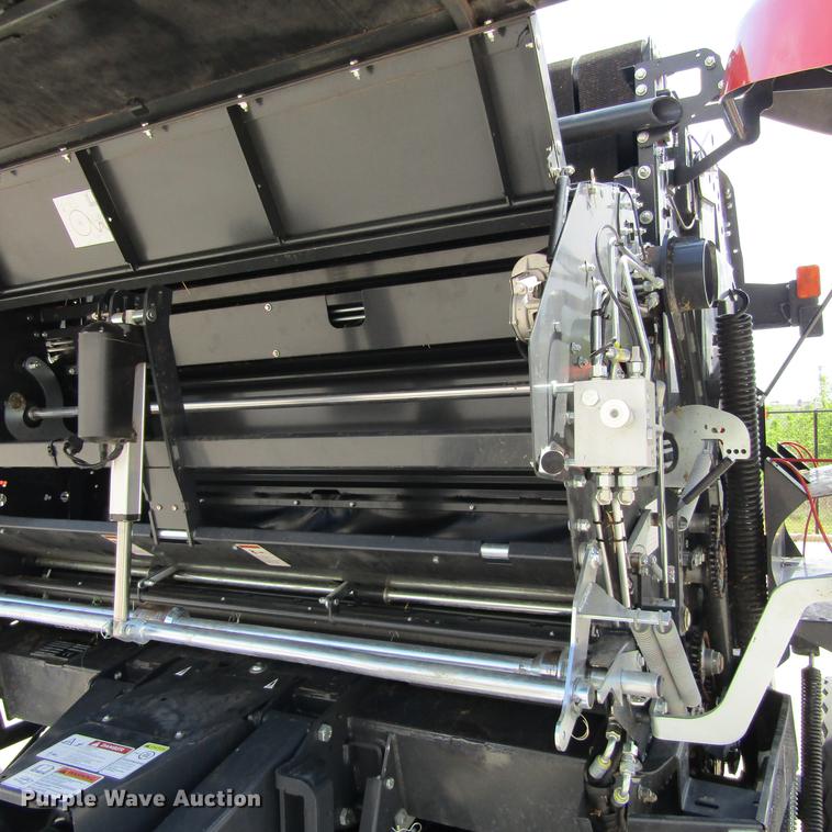 image for item EB9542 2017 Kubota BV4580 round baler