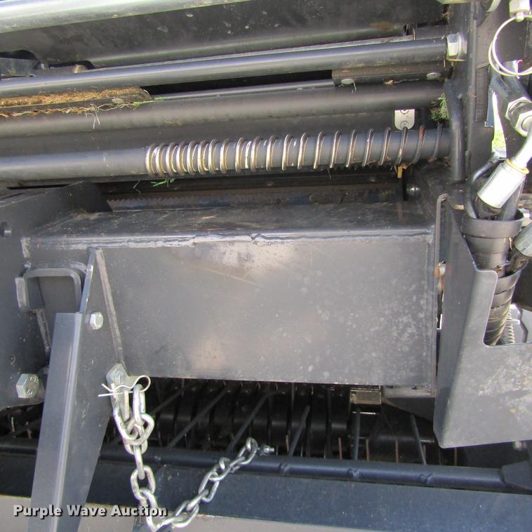 image for item EB9542 2017 Kubota BV4580 round baler