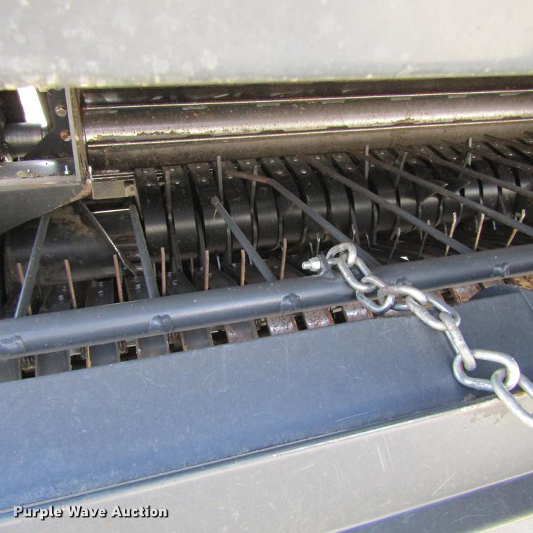 image for item EB9542 2017 Kubota BV4580 round baler