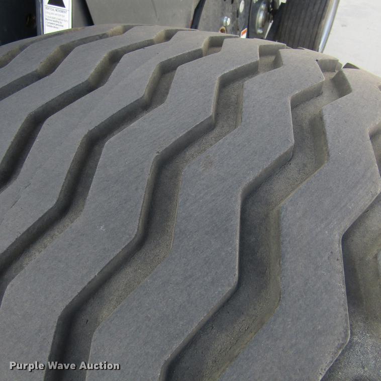 image for item EB9542 2017 Kubota BV4580 round baler