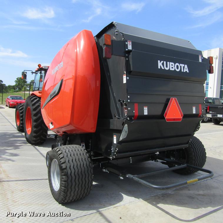 image for item EB9543 2017 Kubota BV4580 round baler