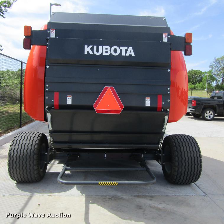 image for item EB9543 2017 Kubota BV4580 round baler