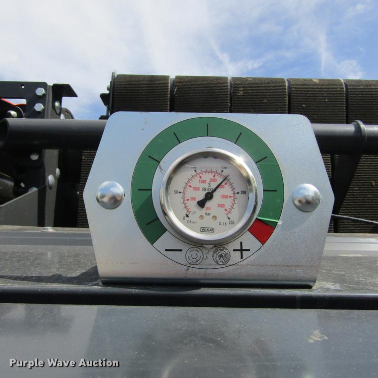 image for item EB9543 2017 Kubota BV4580 round baler