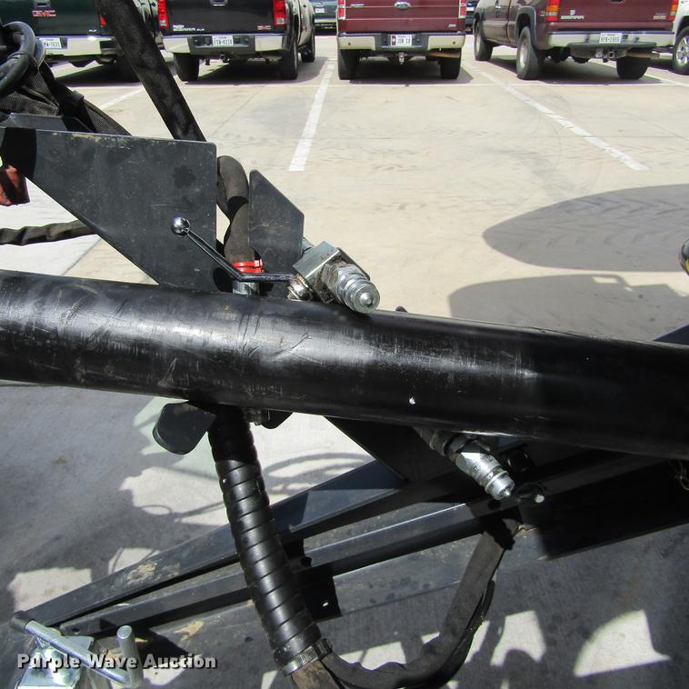 image for item EB9543 2017 Kubota BV4580 round baler