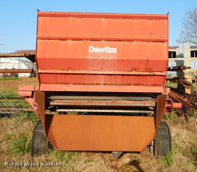 image for item EI9084 DewEze Super Slicer bale processor