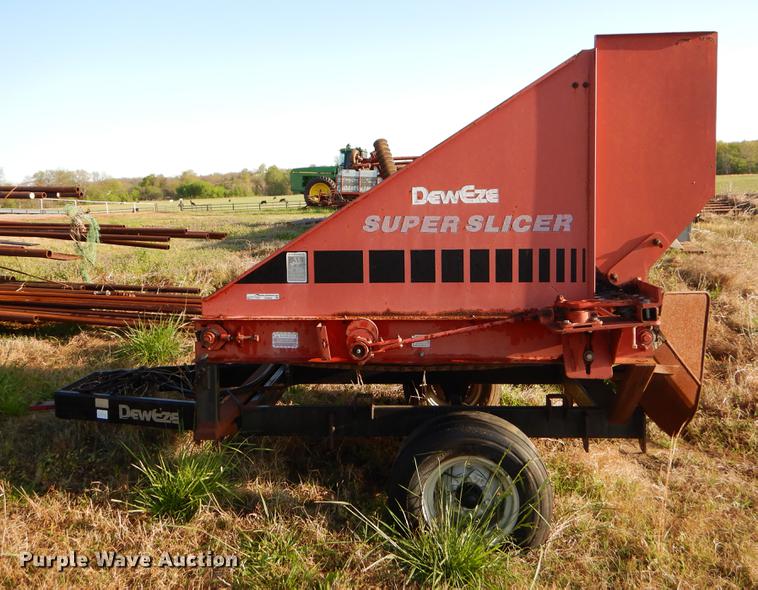 image for item EI9084 DewEze Super Slicer bale processor