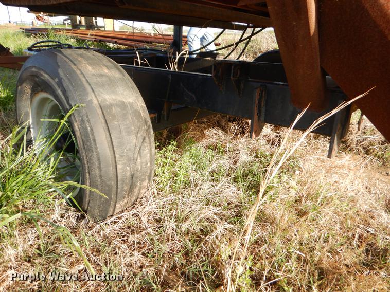 image for item EI9084 DewEze Super Slicer bale processor