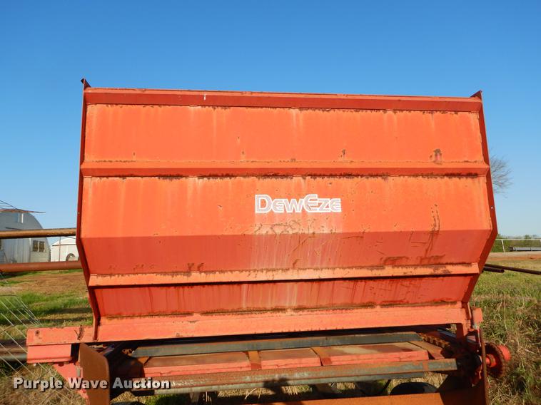 image for item EI9084 DewEze Super Slicer bale processor