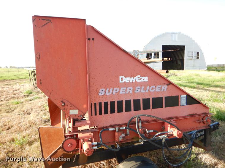 image for item EI9084 DewEze Super Slicer bale processor