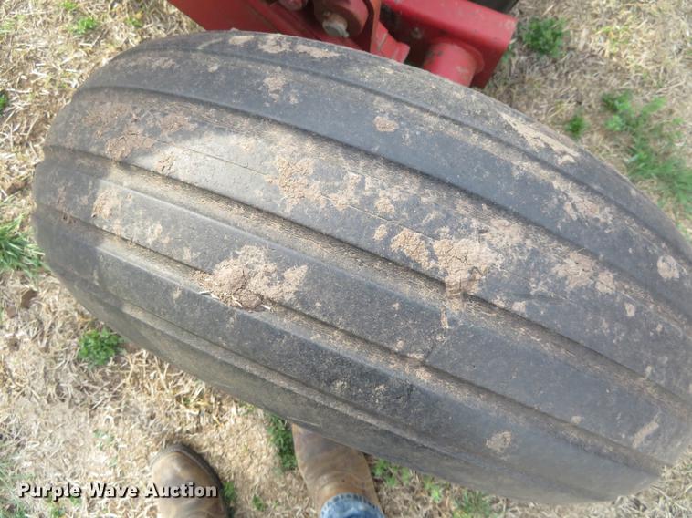 image for item EJ9540 Sunflower 6332 land finisher