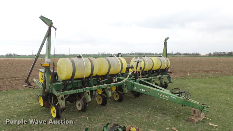 image for item EX9154 John Deere 7200 Max Emerge 2 planter