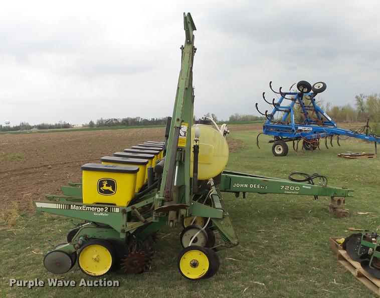 image for item EX9154 John Deere 7200 Max Emerge 2 planter